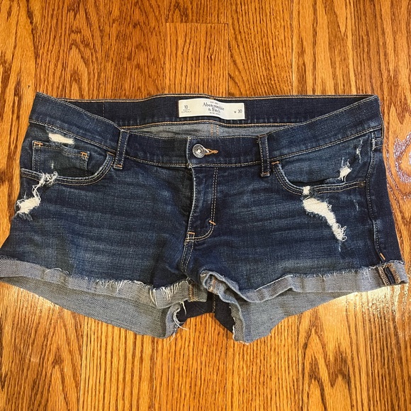 Abercrombie & Fitch Pants - Y2K Abercrombie shorts